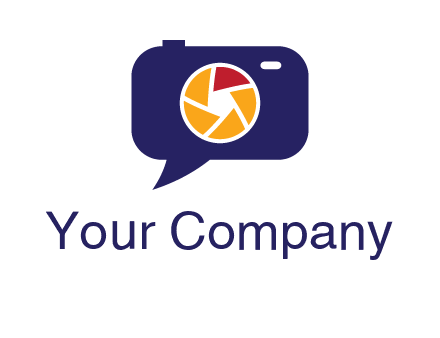 camera as speech bubble with shutter photography logo